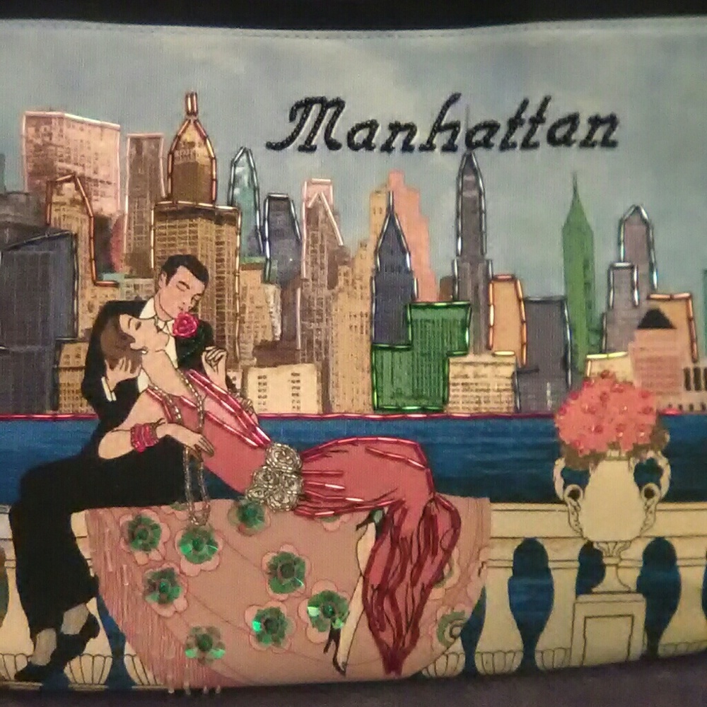 Tote - Picture 2 of 3